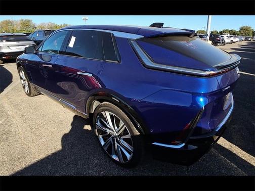 2024 Cadillac LYRIQ Luxury