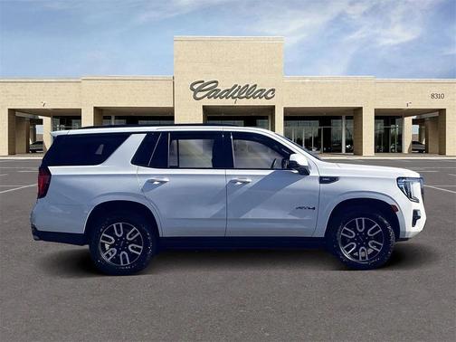 2023 GMC Yukon 4WD AT4