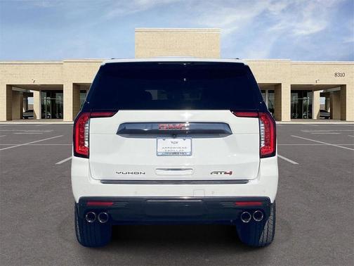 2023 GMC Yukon 4WD AT4