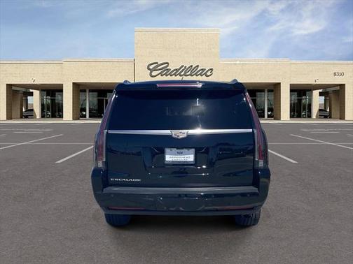 2018 Cadillac Escalade ESV Premium Luxury