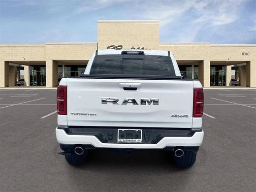 2025 RAM 1500 ST