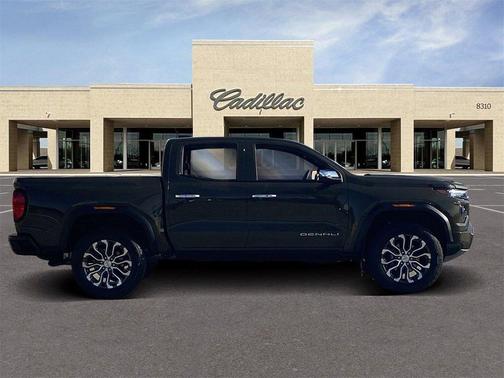2024 GMC Canyon Denali