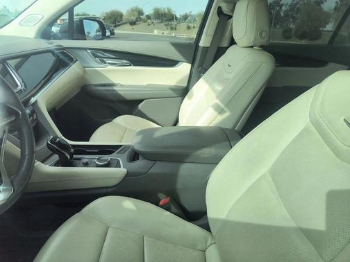 2021 Cadillac XT6 Premium Luxury FWD