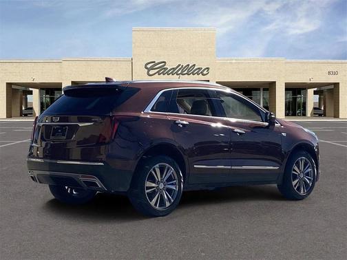 2022 Cadillac XT5 Premium Luxury