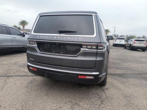 2023 Jeep Grand Wagoneer 4x4