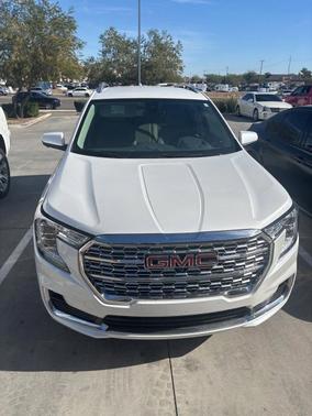 2023 GMC Terrain Denali