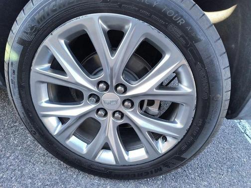 2020 Cadillac XT5 Sport