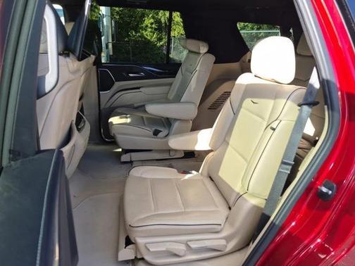 2024 Cadillac Escalade Premium Luxury