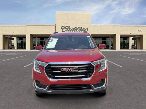 Cayenne Red Tintcoat 2022 GMC Terrain SLE