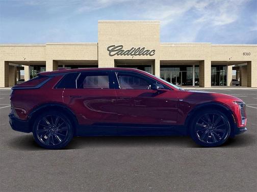 2024 Cadillac LYRIQ Sport