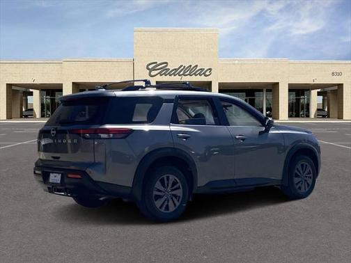 2025 Nissan Pathfinder SV FWD