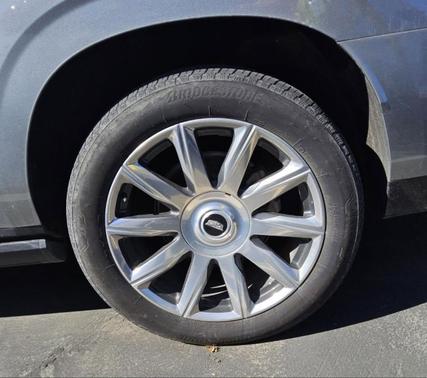 2024 Cadillac Escalade ESV Premium Luxury Platinum