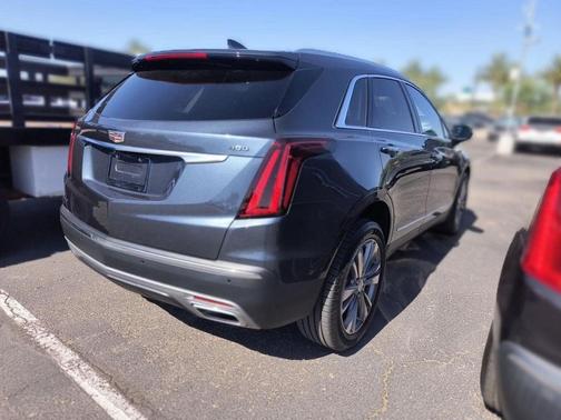 Shadow Metallic 2020 Cadillac XT5 Premium Luxury