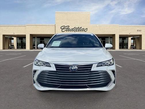 2021 Toyota Avalon Hybrid XLE