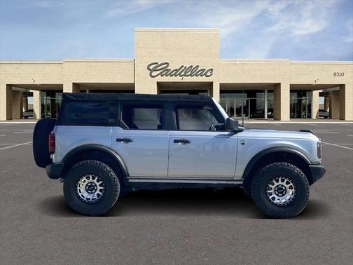 2021 Ford Bronco Base