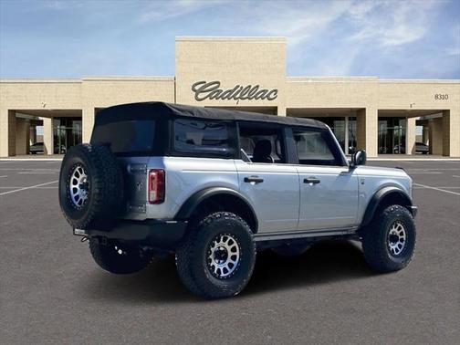 2021 Ford Bronco Base