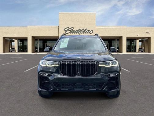 2021 BMW X7 M50i