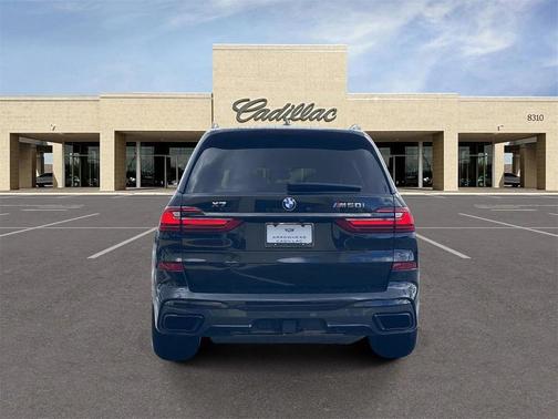 2021 BMW X7 M50i