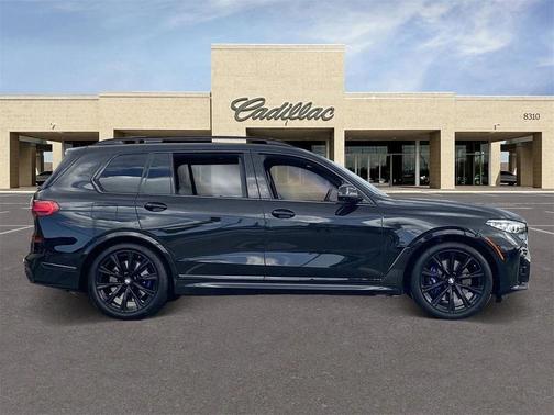 2021 BMW X7 M50i