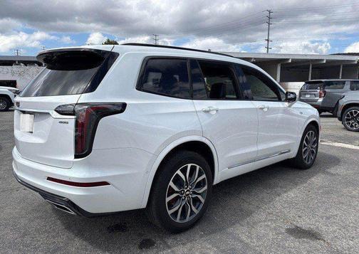 Crystal White Tricoat 2023 Cadillac XT6 Sport AWD