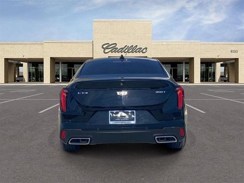 2022 Cadillac CT4 Luxury