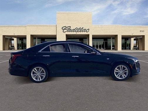 2022 Cadillac CT4 Luxury