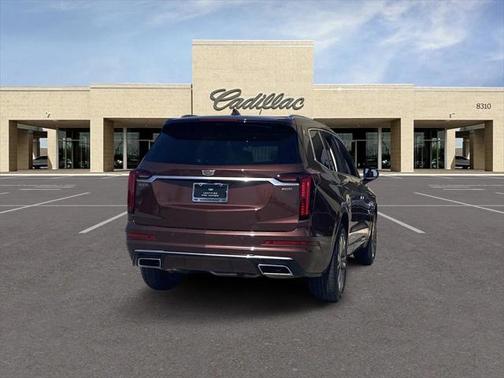 2022 Cadillac XT6 Premium Luxury FWD