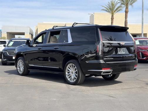 2023 Cadillac Escalade ESV Premium Luxury