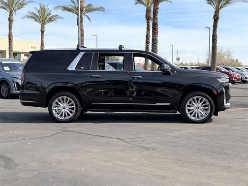 2023 Cadillac Escalade ESV Premium Luxury