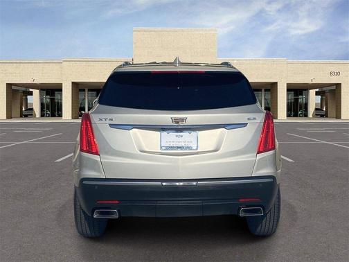 2017 Cadillac XT5 Base
