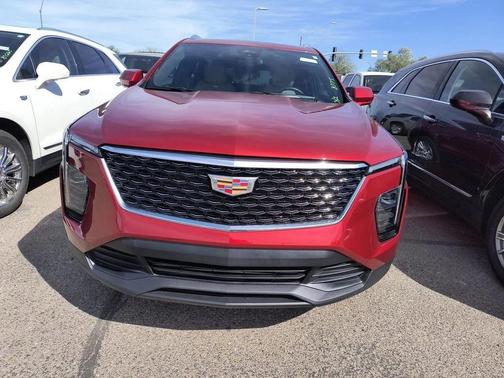 2024 Cadillac XT4 Luxury