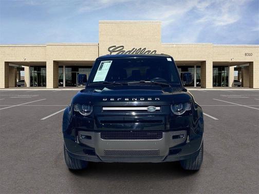 2023 Land Rover Defender 130 X-Dynamic SE