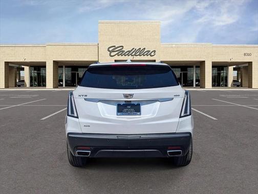 2021 Cadillac XT5 Sport