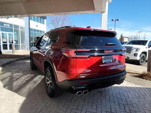 2025 GMC Acadia AWD AT4