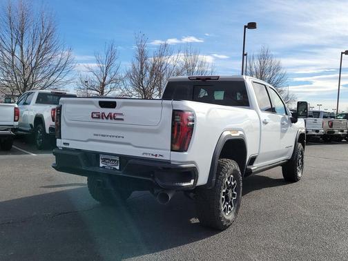 2026 GMC Sierra 2500 AT4