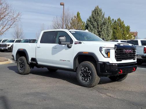 2026 GMC Sierra 2500 AT4