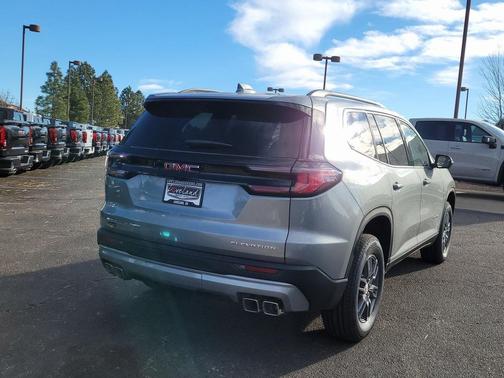 2026 GMC Acadia Elevation AWD
