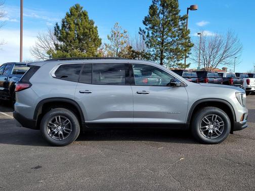 2026 GMC Acadia Elevation AWD