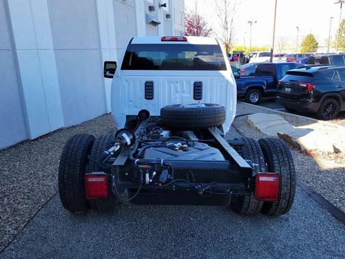 2026 GMC Sierra 3500 SLE