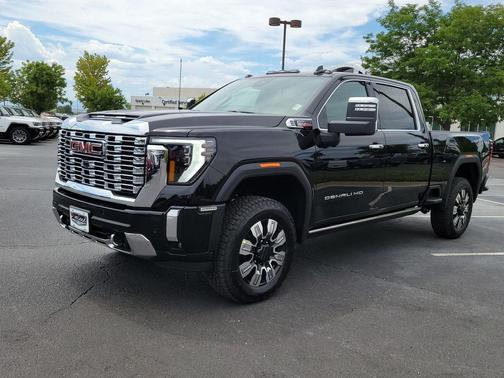 2025 GMC Sierra 2500 Denali
