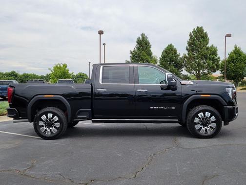 2025 GMC Sierra 2500 Denali