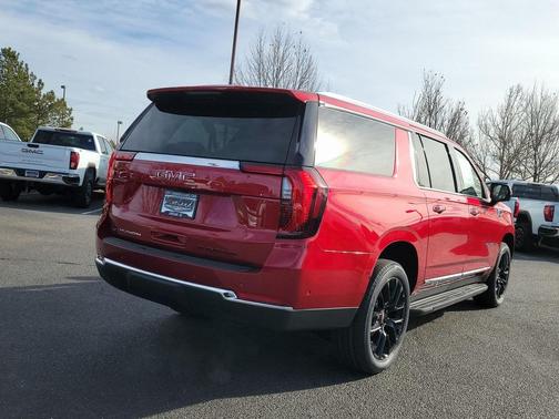 2026 GMC Yukon XL 4WD Elevation