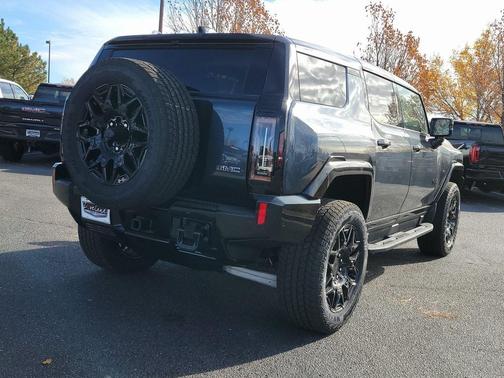2026 GMC HUMMER EV SUV 2X