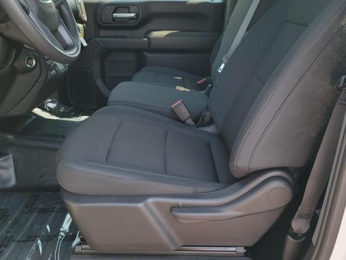2026 GMC Sierra 2500 Base