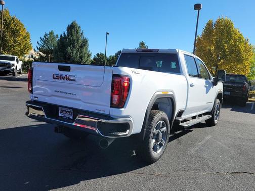 2026 GMC Sierra 2500 SLE