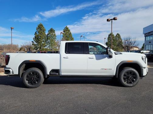 2026 GMC Sierra 2500 AT4