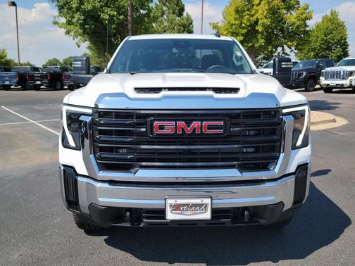 2026 GMC Sierra 2500 Base