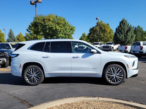 2026 Buick Enclave Avenir