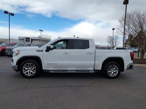 2022 GMC Sierra 1500 SLT