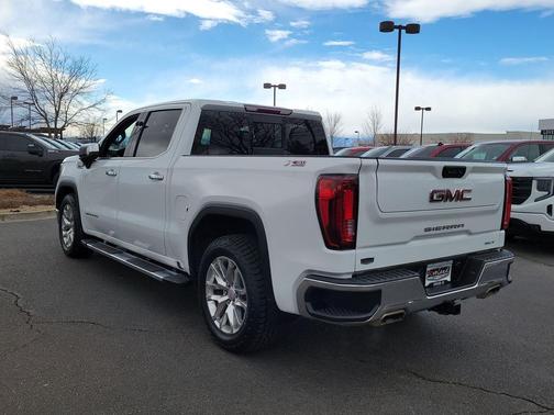 2022 GMC Sierra 1500 SLT